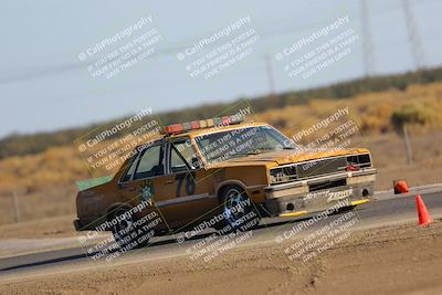 media/Oct-02-2022-24 Hours of Lemons (Sun) [[cb81b089e1]]/915am (I-5)/